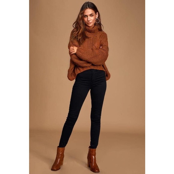 Chunky Turtleneck Sweater - Picture 4 of 5